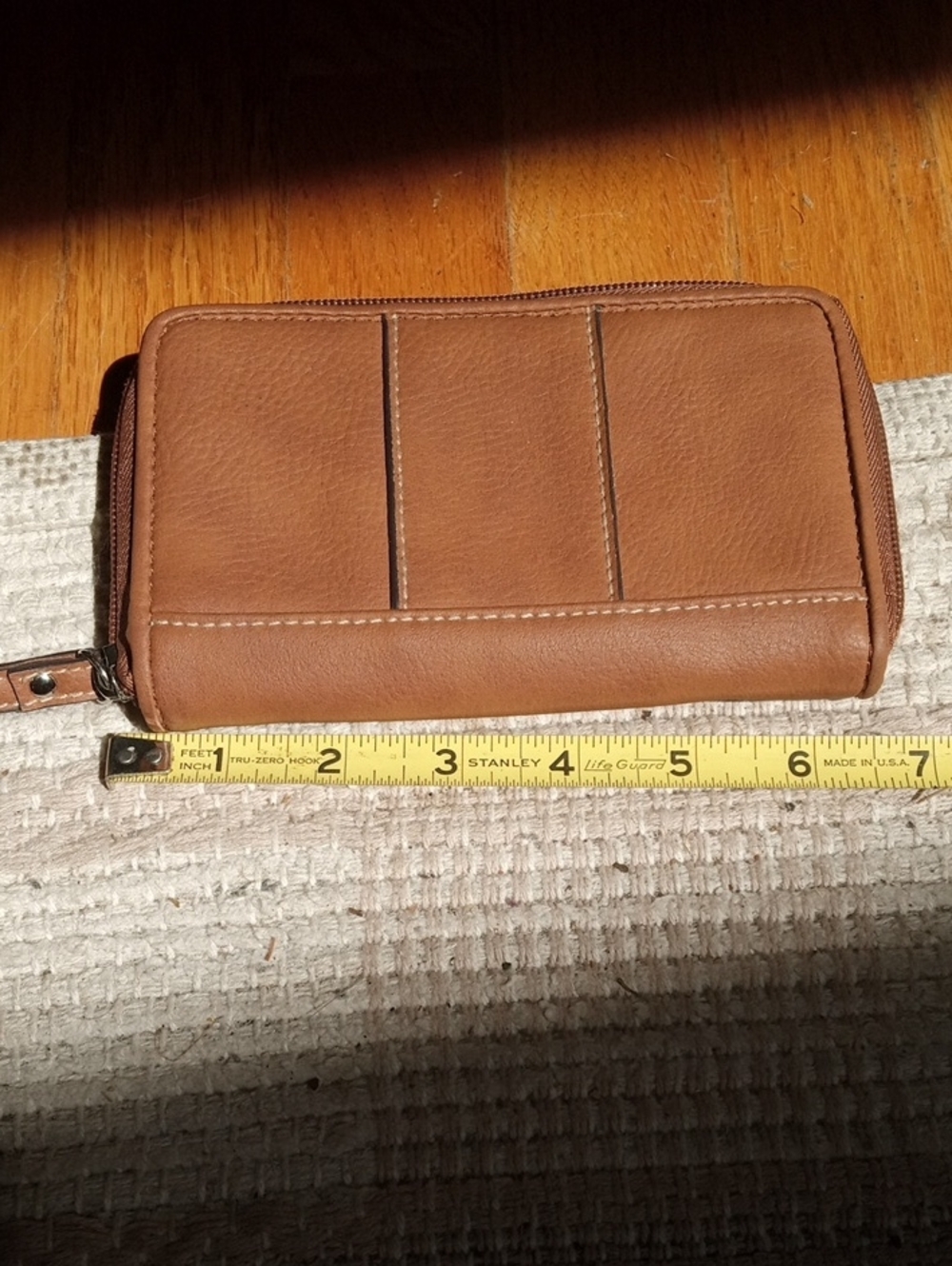Small Vegan Wristlet Camel Color